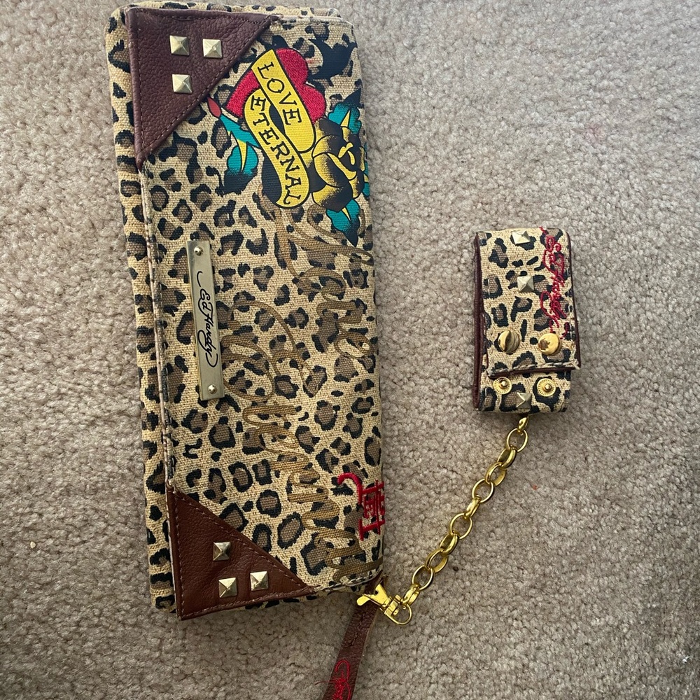 Ed Hardy clutch